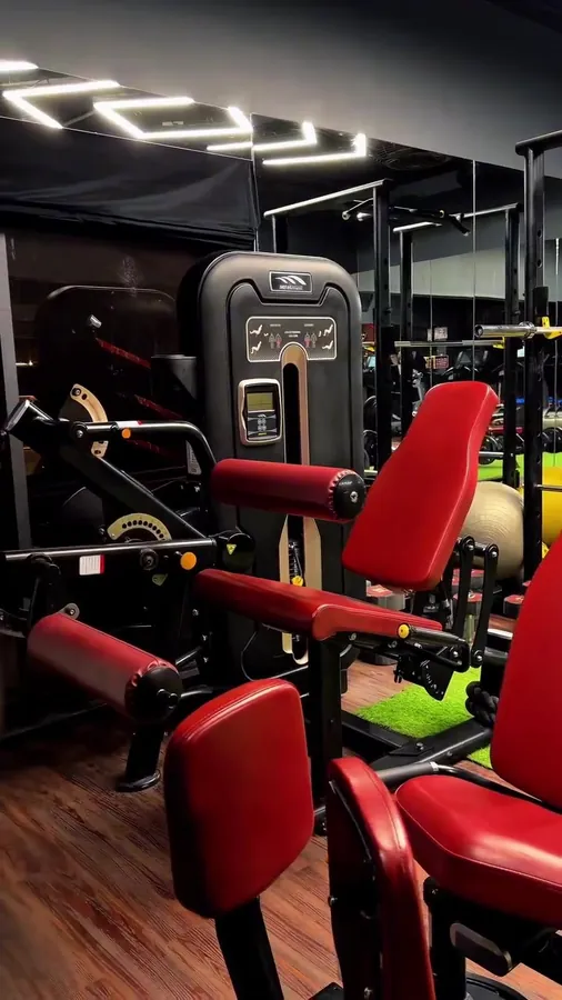 Machine Row